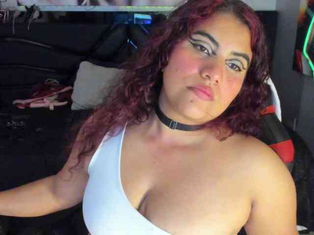 SaraBdsm webcam