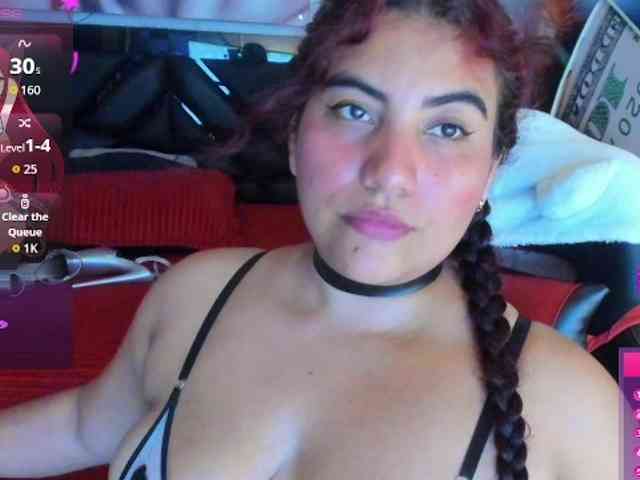 SaraBdsm webcam