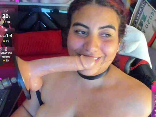 SaraBdsm webcam