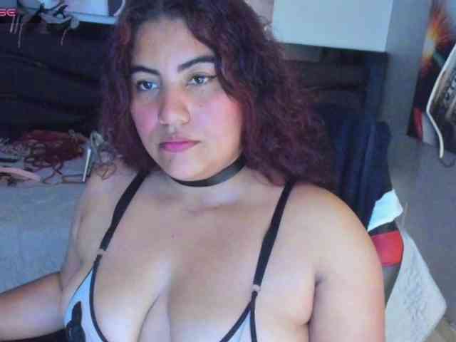 SaraBdsm webcam