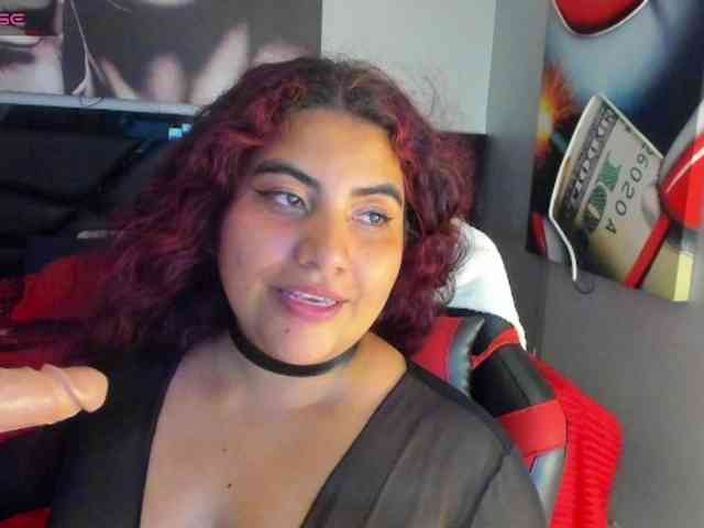 SaraBdsm webcam