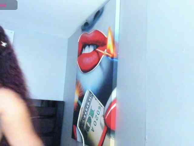 SaraBdsm webcam
