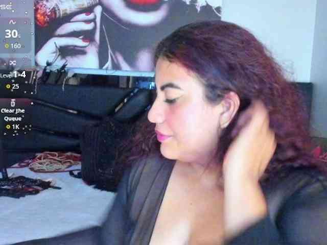 SaraBdsm webcam