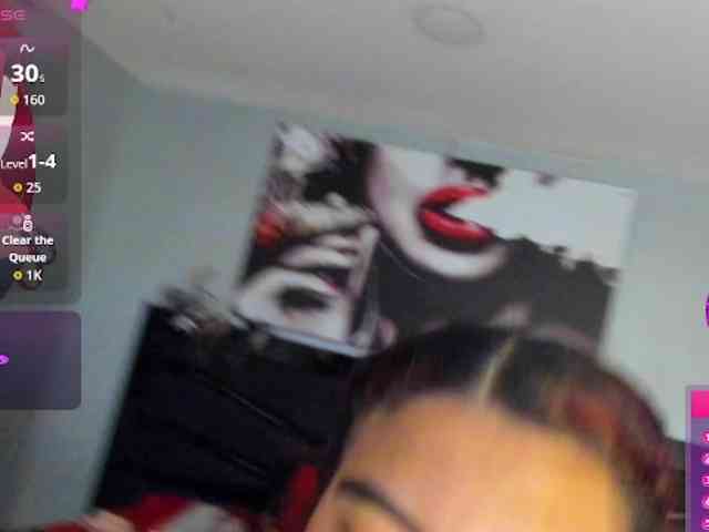 SaraBdsm webcam