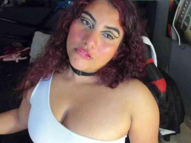 SaraBdsm webcam
