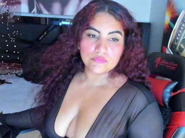 SaraBdsm webcam