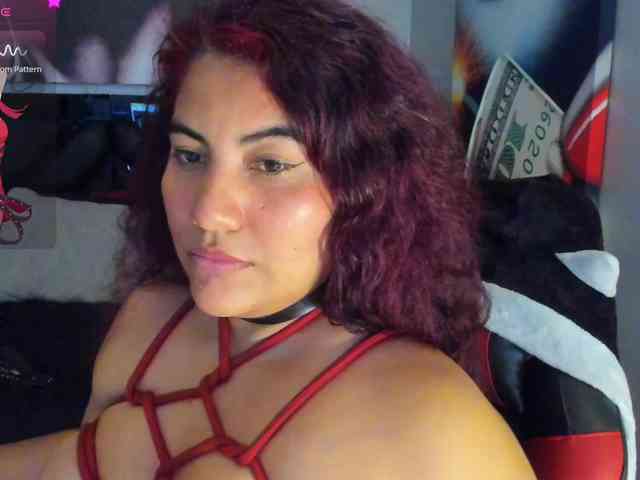 SaraBdsm webcam