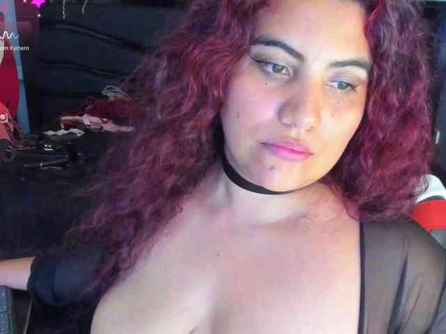 SaraBdsm webcam