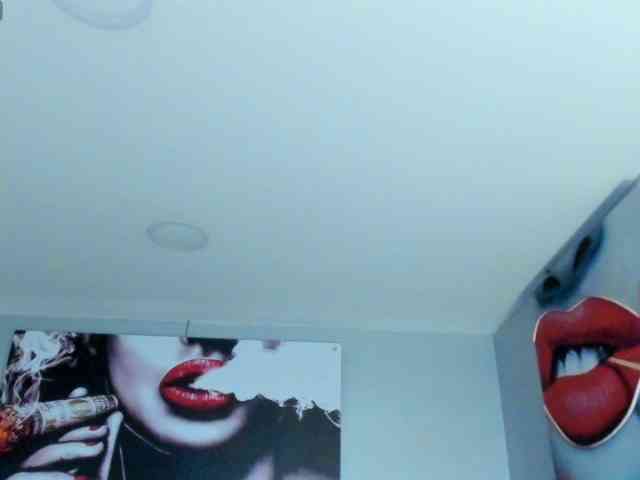 SaraBdsm webcam