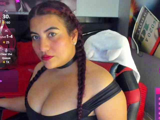 SaraBdsm webcam