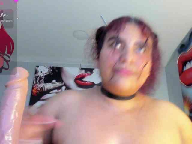 SaraBdsm webcam