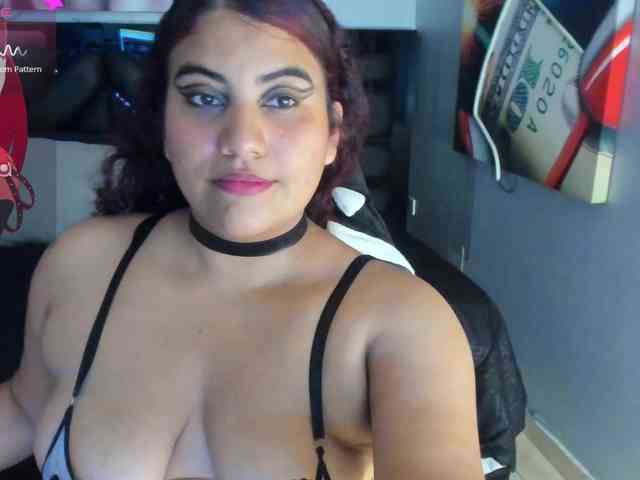 SaraBdsm webcam