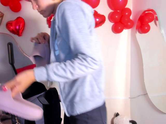 Alizzon-blake live cam on BongaCams