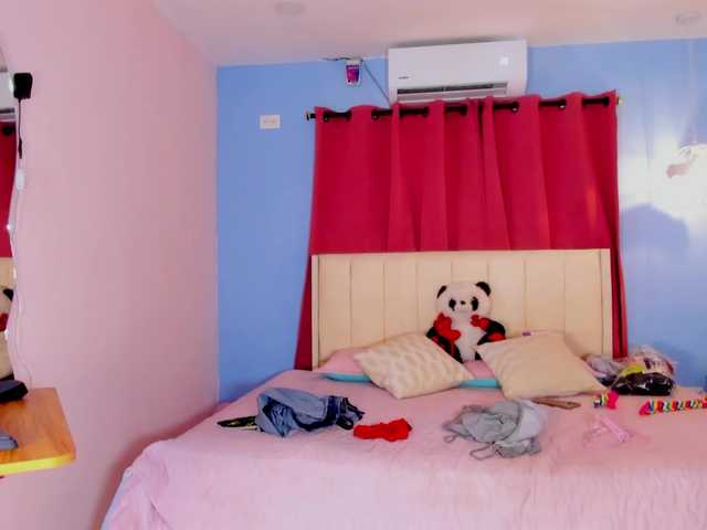 Alizzon-blake live cam on BongaCams
