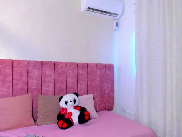 Alizzon-blake live cam on BongaCams