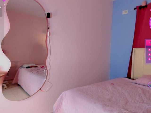 Alizzon-blake live cam on BongaCams