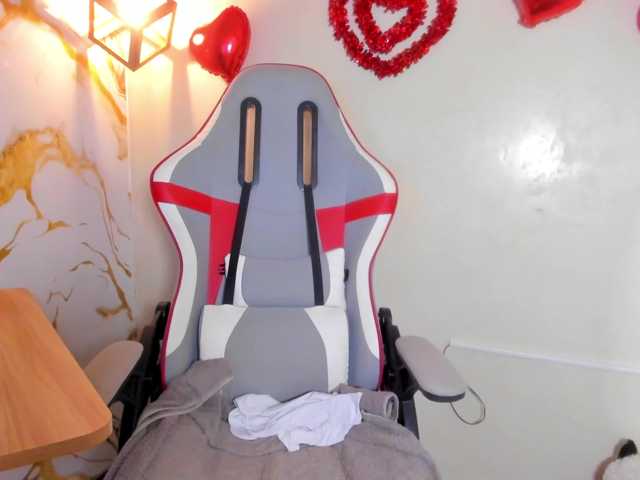 Alizzon-blake live cam on BongaCams