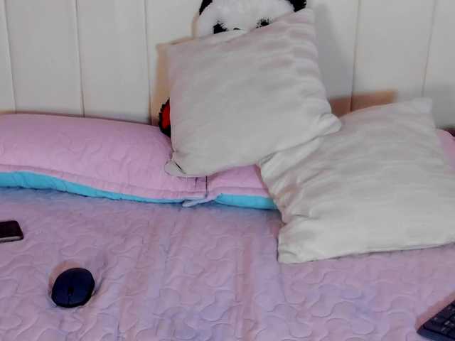 Alizzon-blake live webcam show