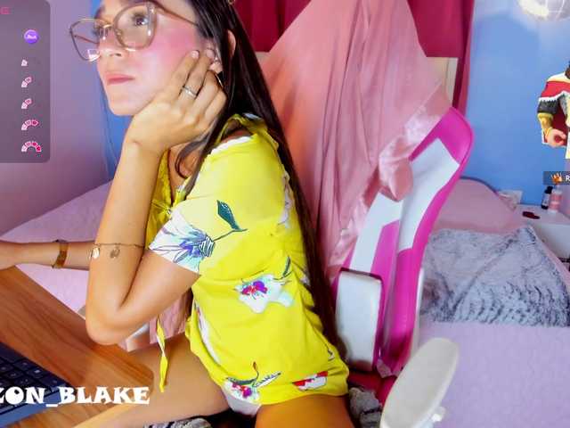 Alizzon-blake live cam on BongaCams