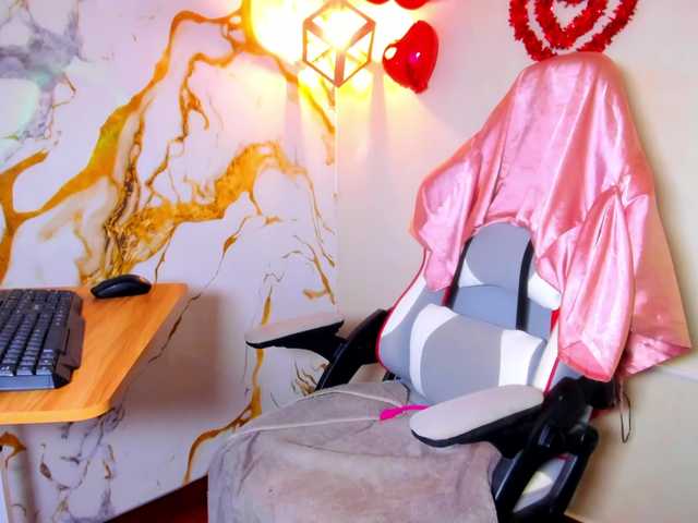 Alizzon-blake live cam on BongaCams