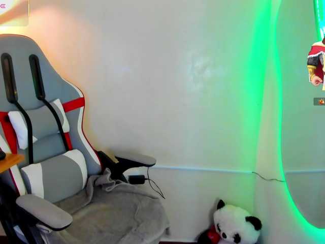 Alizzon-blake live cam on BongaCams