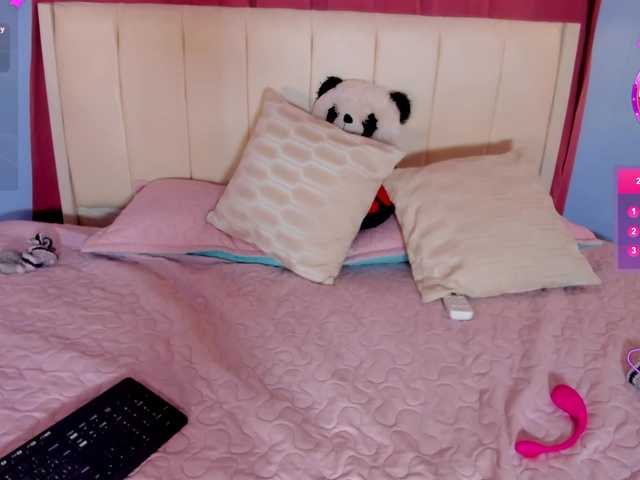 Alizzon-blake live cam on BongaCams
