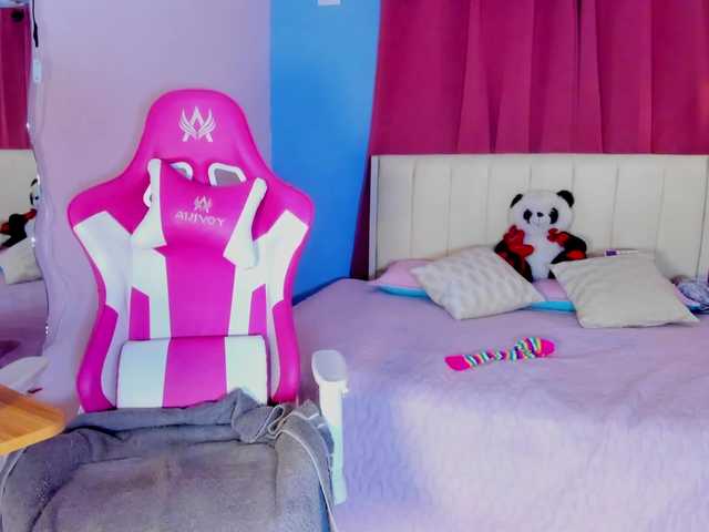 Alizzon-blake live cam on BongaCams