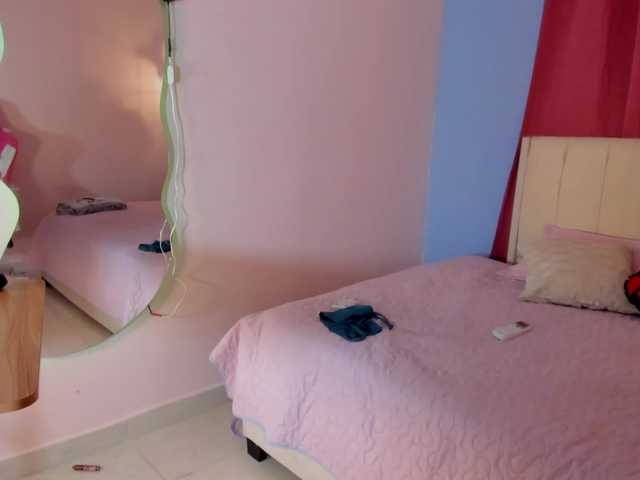 Alizzon-blake live cam on BongaCams