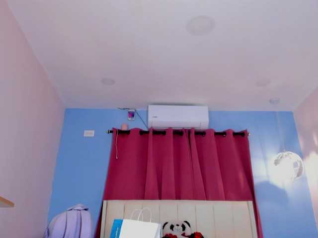 Alizzon-blake live cam on BongaCams