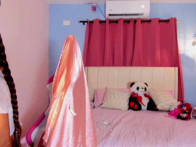 Alizzon-blake live cam on BongaCams