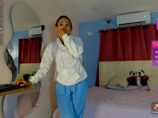 Alizzon-blake live cam on BongaCams
