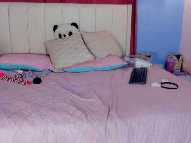 Alizzon-blake live cam on BongaCams