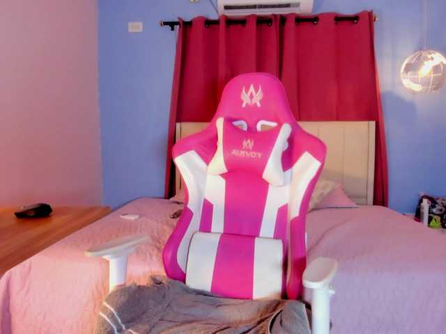 Alizzon-blake live cam on BongaCams