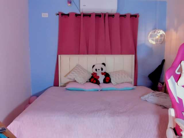 Alizzon-blake live cam on BongaCams