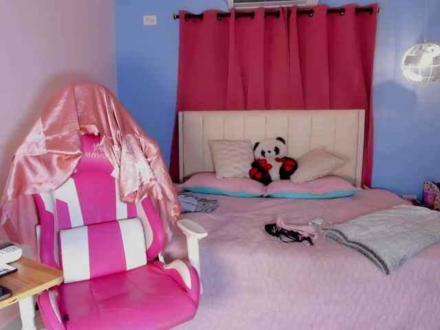 Alizzon-blake live cam on BongaCams