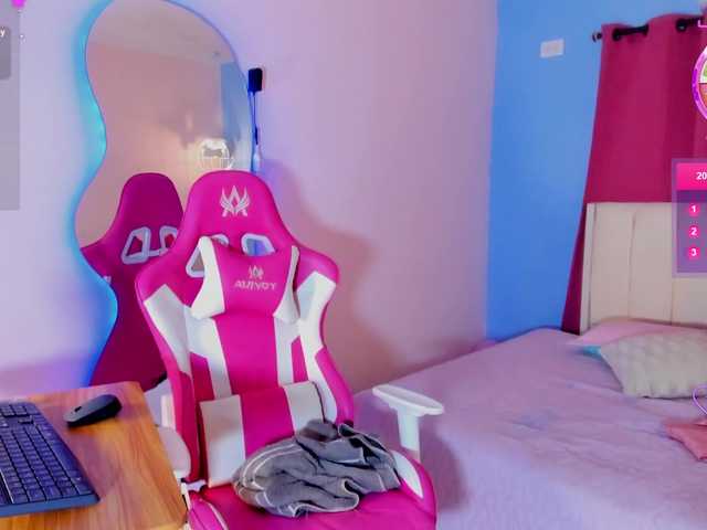 Alizzon-blake live cam on BongaCams