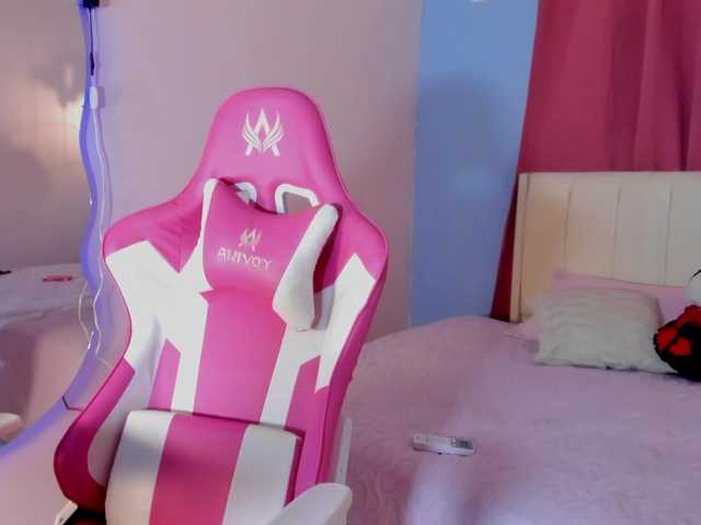 Alizzon-blake live cam on BongaCams