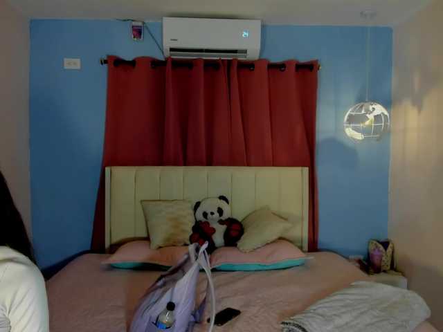 Alizzon-blake live cam on BongaCams