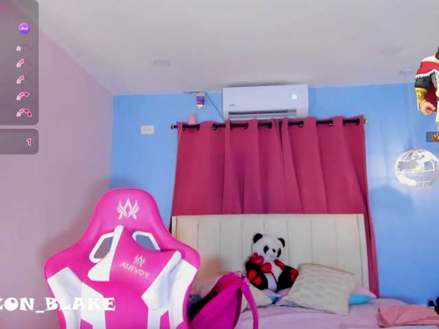Alizzon-blake live cam on BongaCams