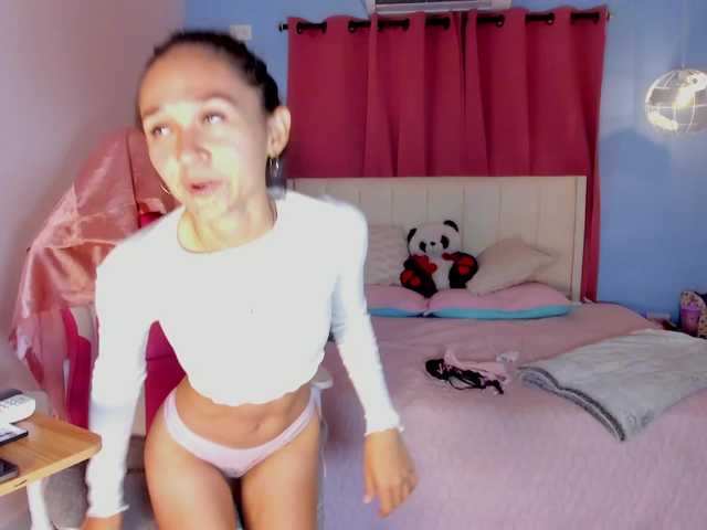 Alizzon-blake live cam on BongaCams