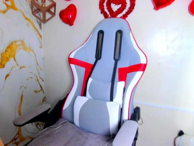 Alizzon-blake live cam on BongaCams