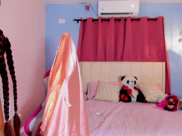 Alizzon-blake live cam on BongaCams