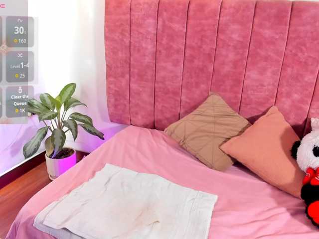 Alizzon-blake live cam on BongaCams