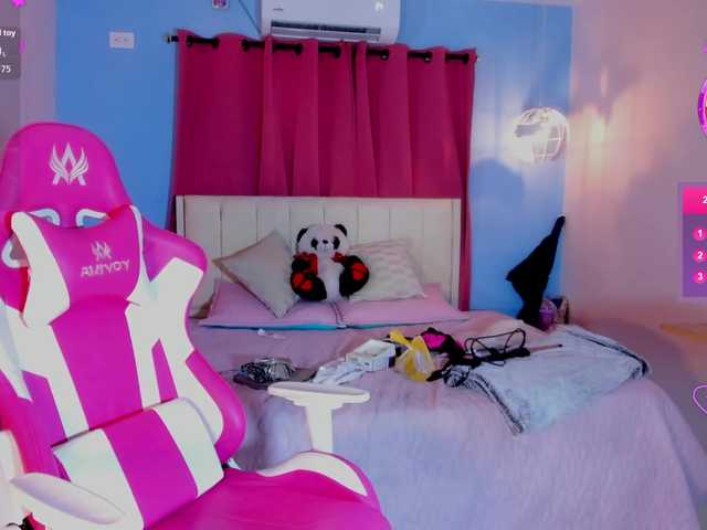 Alizzon-blake live cam on BongaCams
