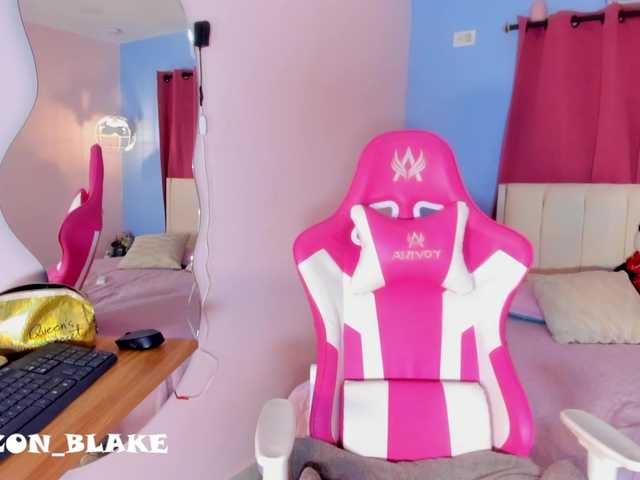 Alizzon-blake live cam on BongaCams