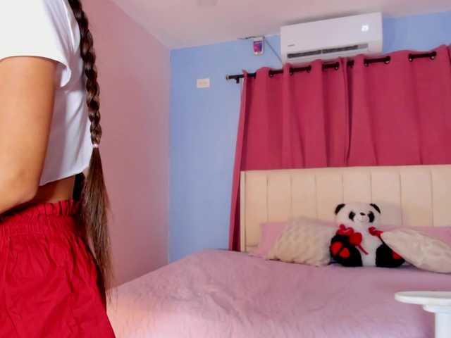 Alizzon-blake live cam on BongaCams