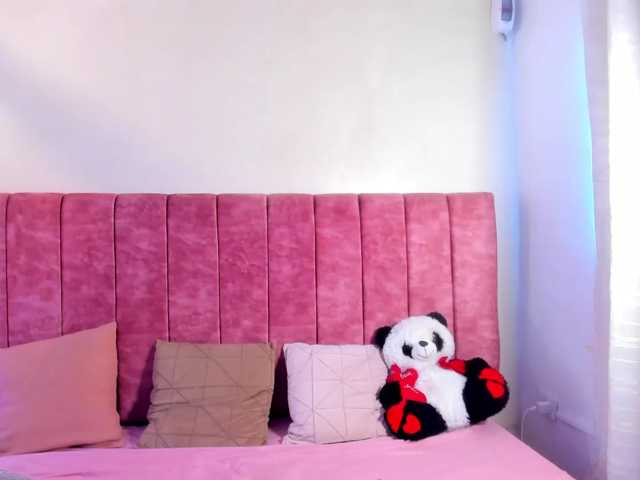 Alizzon-blake live cam on BongaCams