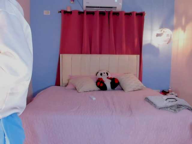 Alizzon-blake live cam on BongaCams
