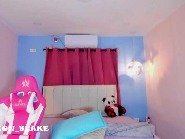 Alizzon-blake live cam on BongaCams