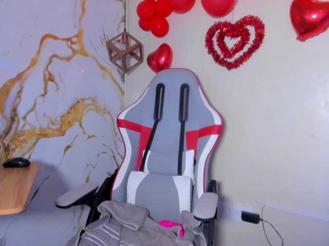 Alizzon-blake live cam on BongaCams